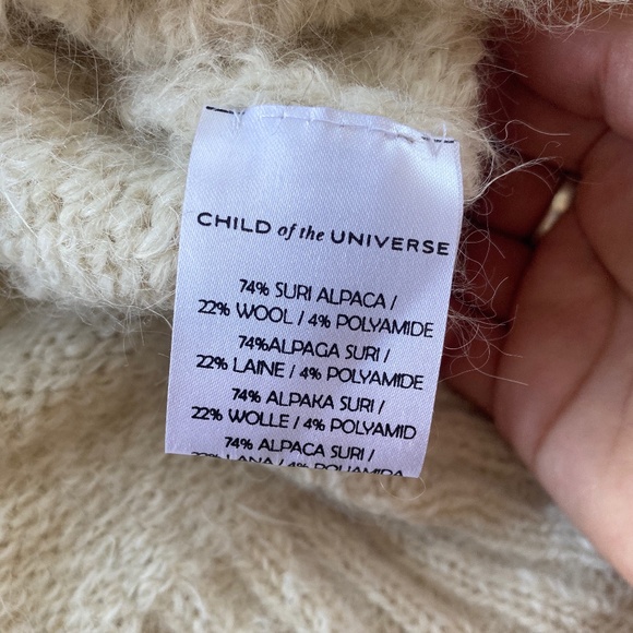 sweater - Picture 5 of 5